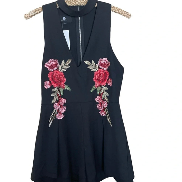 LILY ROSIE GIRL Womens Sexy V-Neck Sleeveless Romper Halter Floral Print - Picture 3 of 7